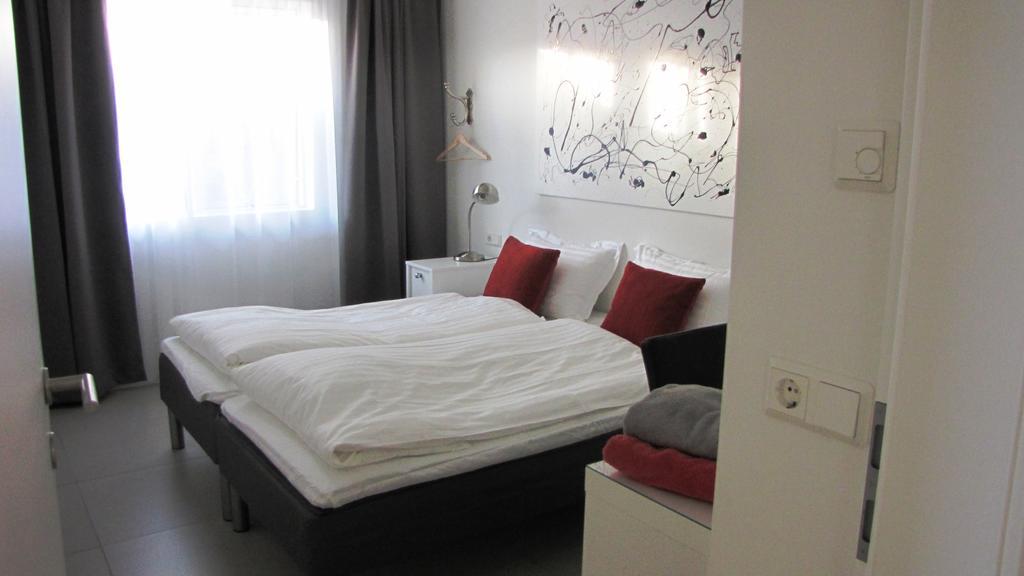 Halllandsnes Apartments Акурейрі Номер фото